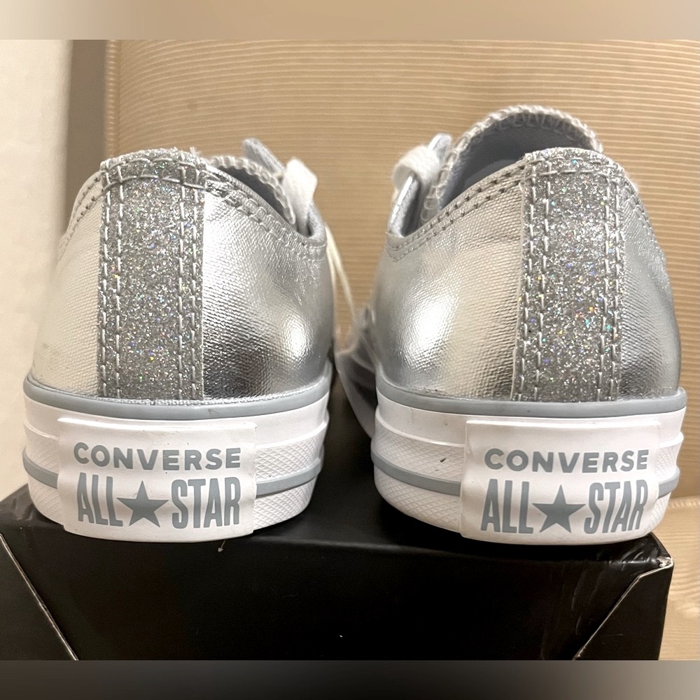 NWOT Womens Converse Chuck Taylor All Star Sparkle Party Low-Top Sneaker, Sz 5.5 - Picture 10 of 15